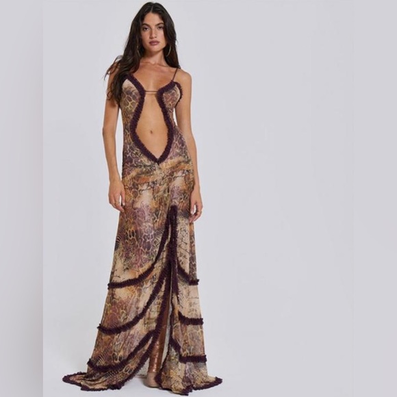 Summer shear dress flower and in full blooms - Picture 7 of 9